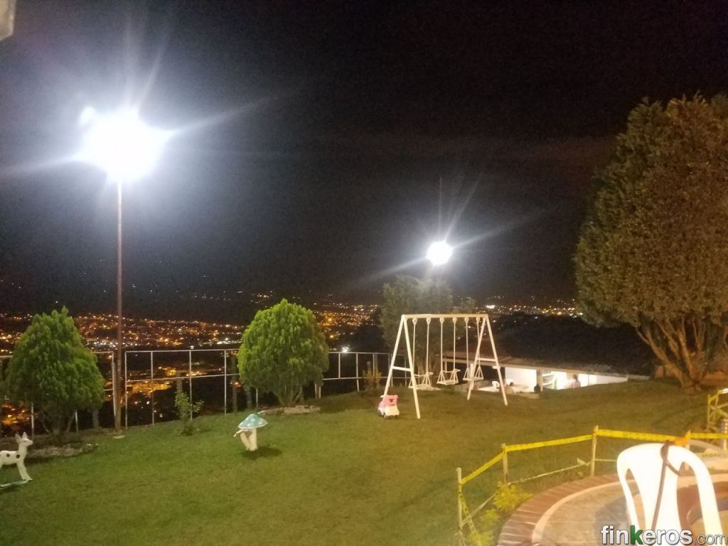 FINCA AGRADABLE Y CON UNA VISTA GENIAL EN ALQUILER ..LLÁMAME - Finca en Dos Quebradas, Risaralda